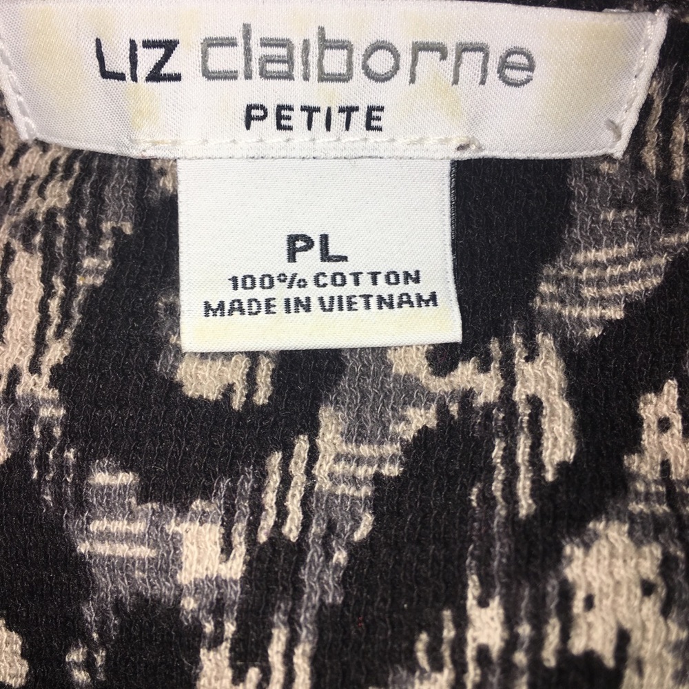 Liz Claiborne Petite Large Women’s AnimalPrint Top - Picture 6 of 7